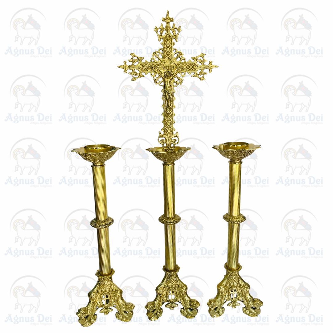 Conjunto Castiçal A49 e Crucifixo de Mesa B49