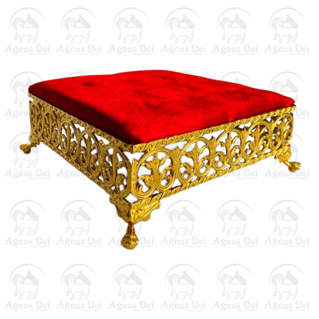 Trono Para Ostensório em Metal