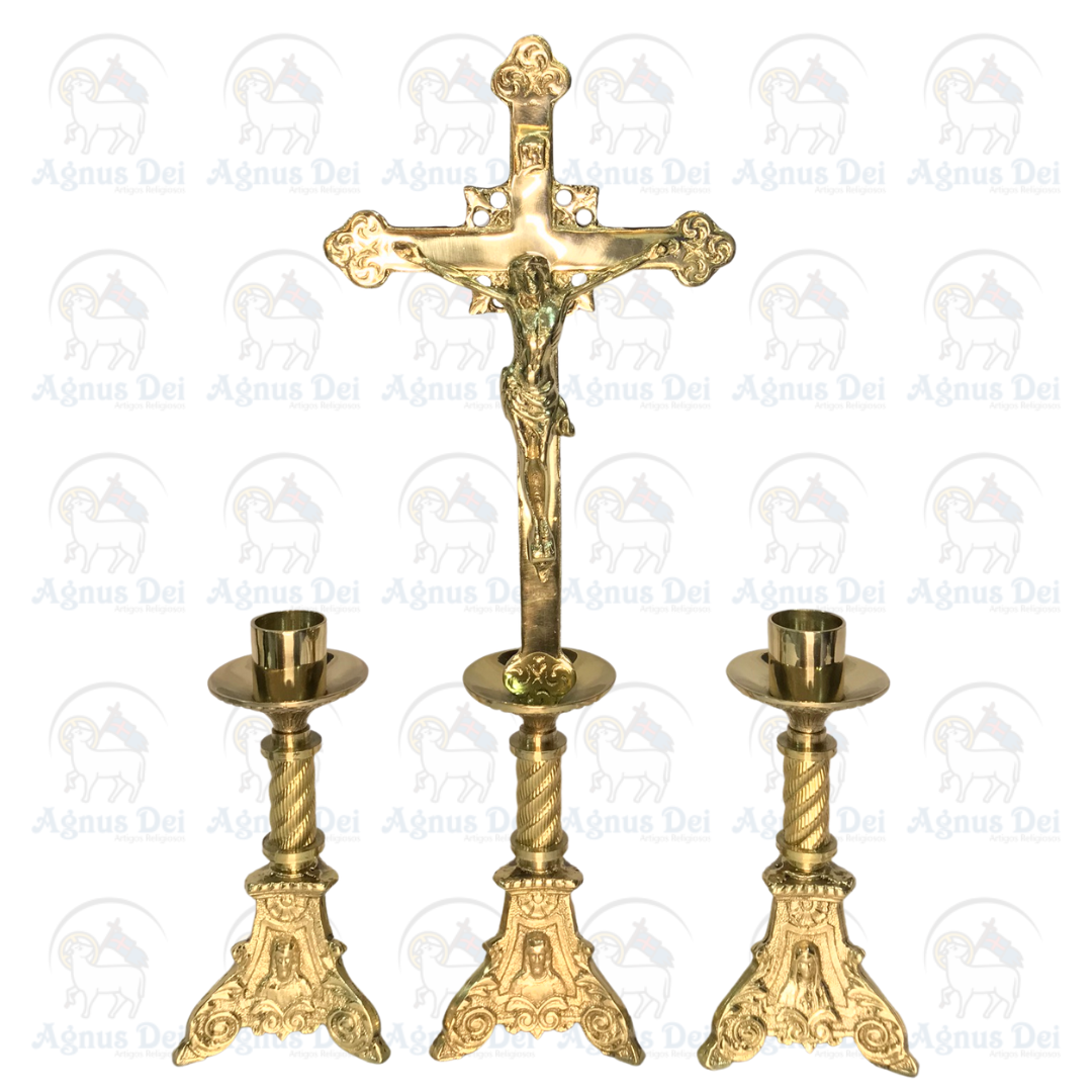 Conjunto de Castiçais e Cruz PB