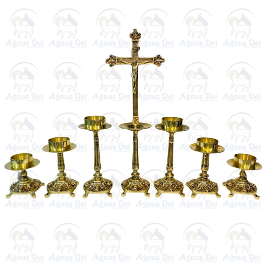 Conjunto de Castiçais com Crucifixo de mesa